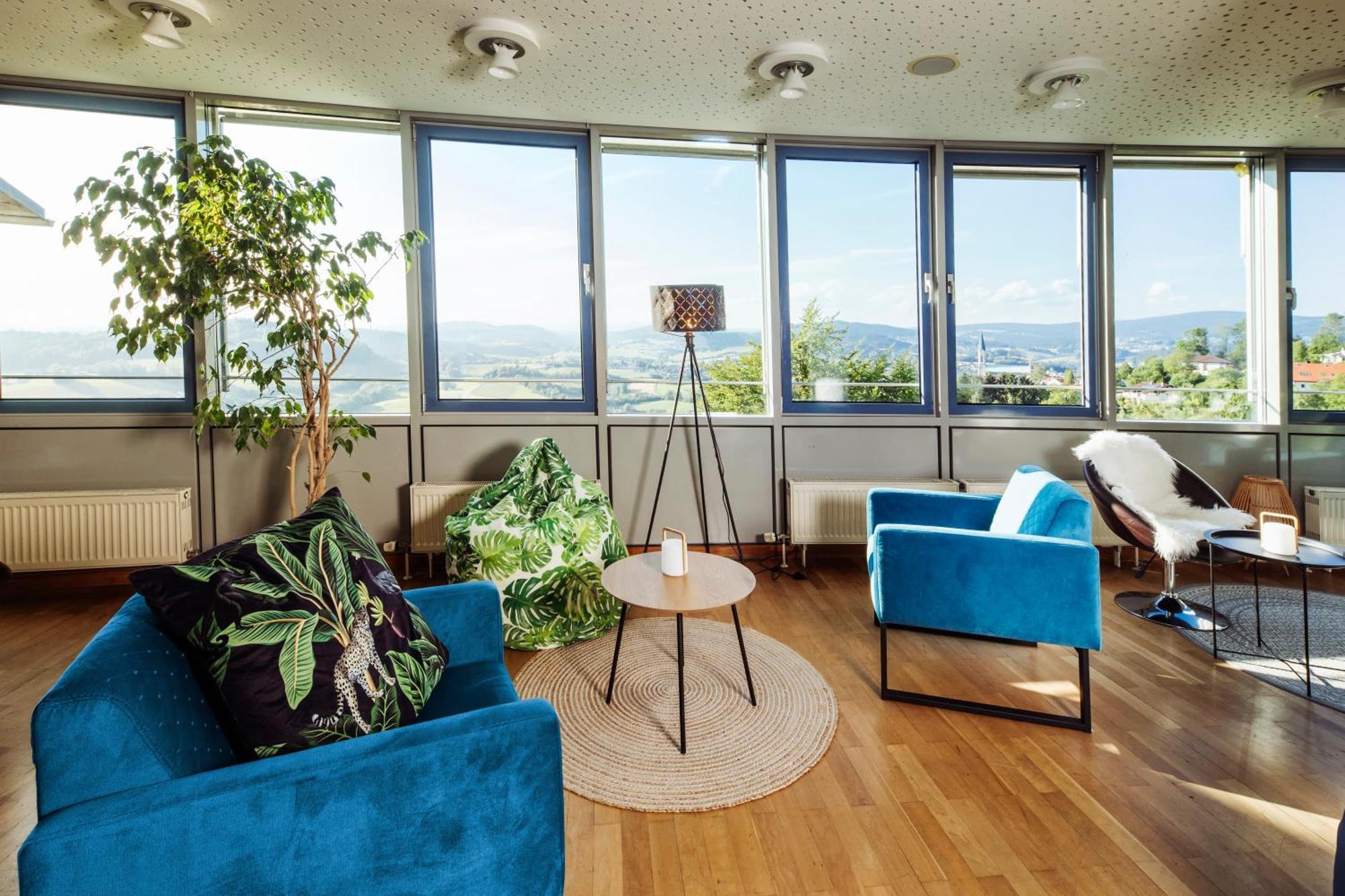 Roomingtons Karoli Вальдкирхен Экстерьер фото